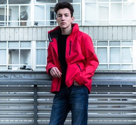 Look de Jack&Jones e HellyHansen.
